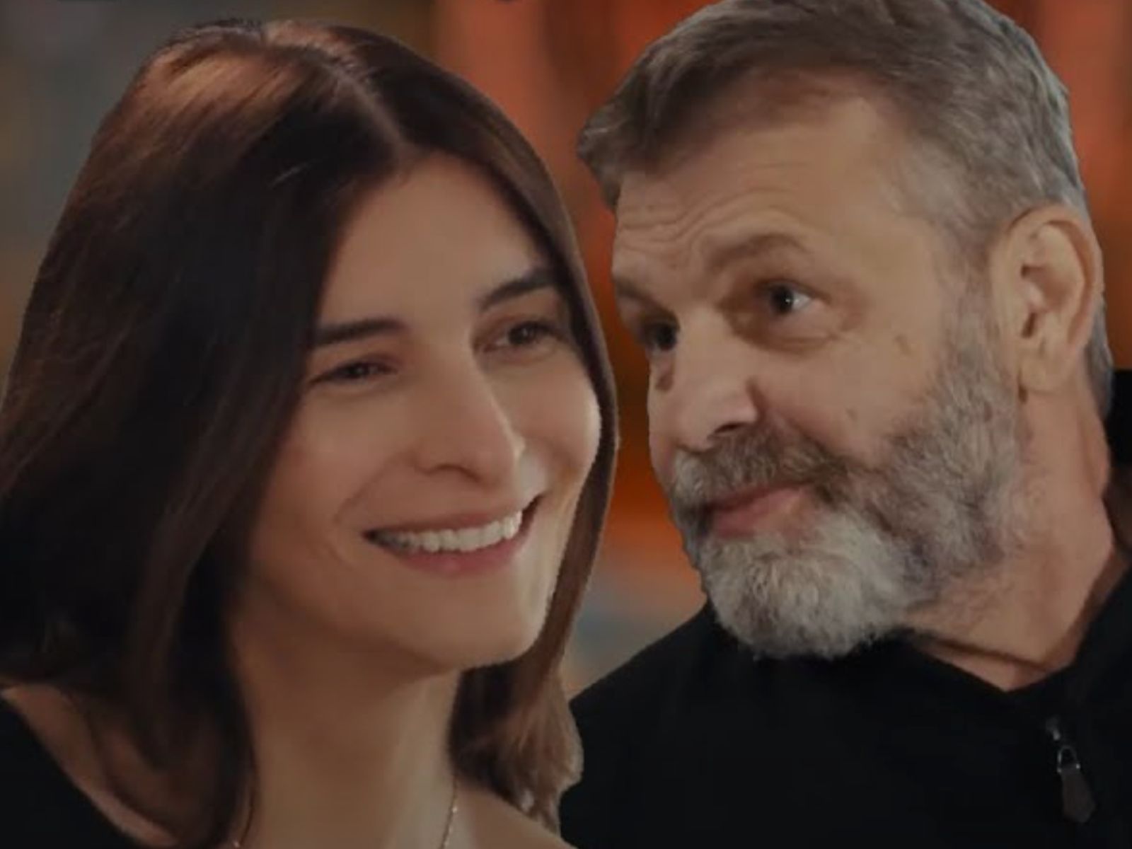 Η Γη της Ελιάς : Οι τύψεις πνίγουν τον Τζον -Πρέπει να φρενάρω αυτό που αισθάνομαι Ιουλία ετοιμο