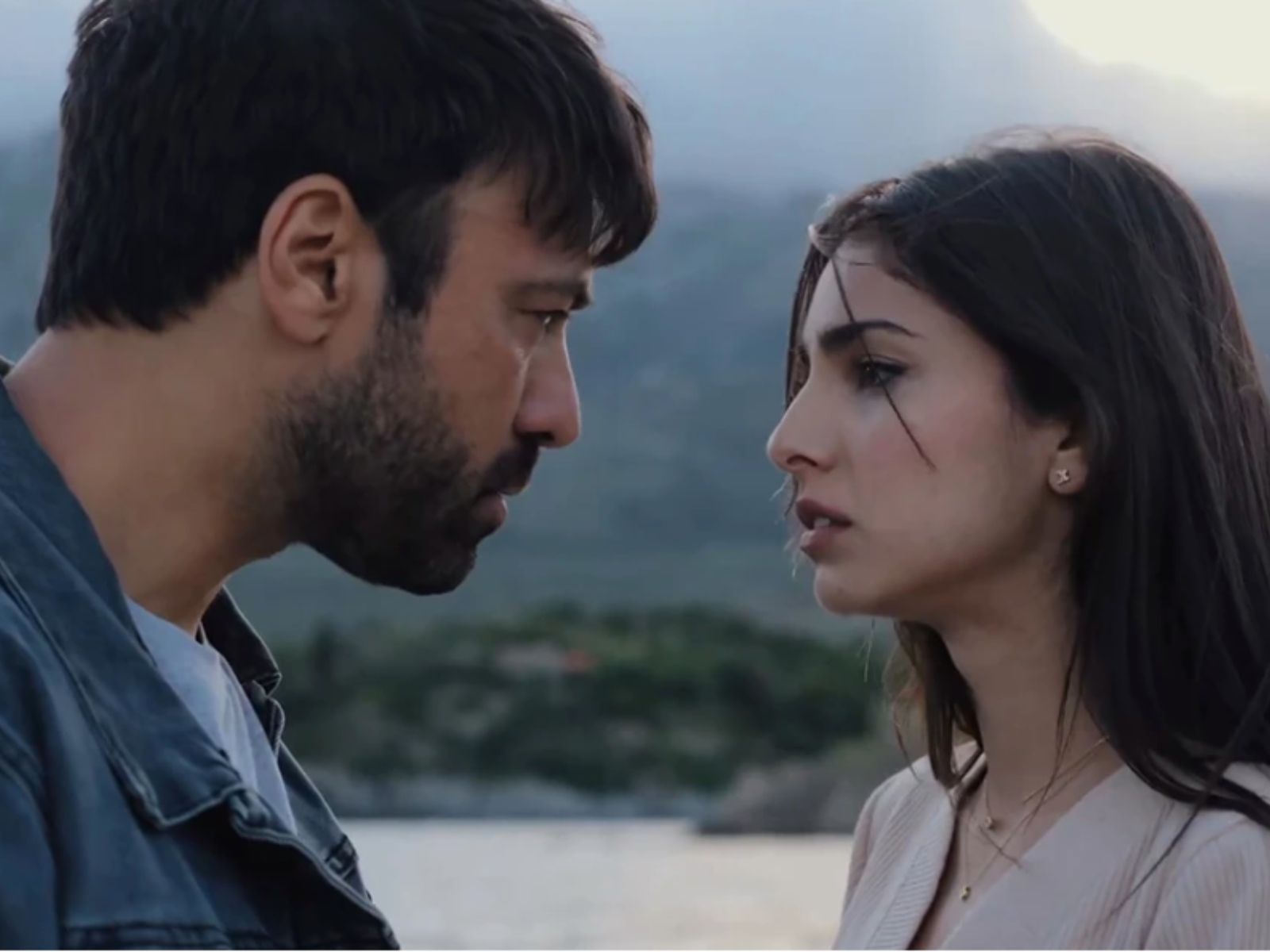 Η Γη της Ελιάς: H Βασιλική ρίχνει την βόμβα- Aυτός με τον οποίο είμαι ερωτευμένη είναι ο Στέφανος