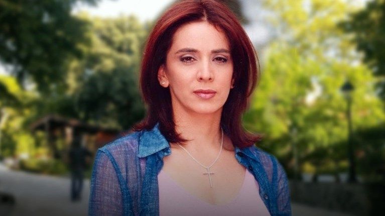 Ελευθερία Βιδάκη: Από τα φώτα της δημοσιότητας και την επιτυχία με το Κάτι Τρέχει με τους δίπλα στο άδοξο τέλος