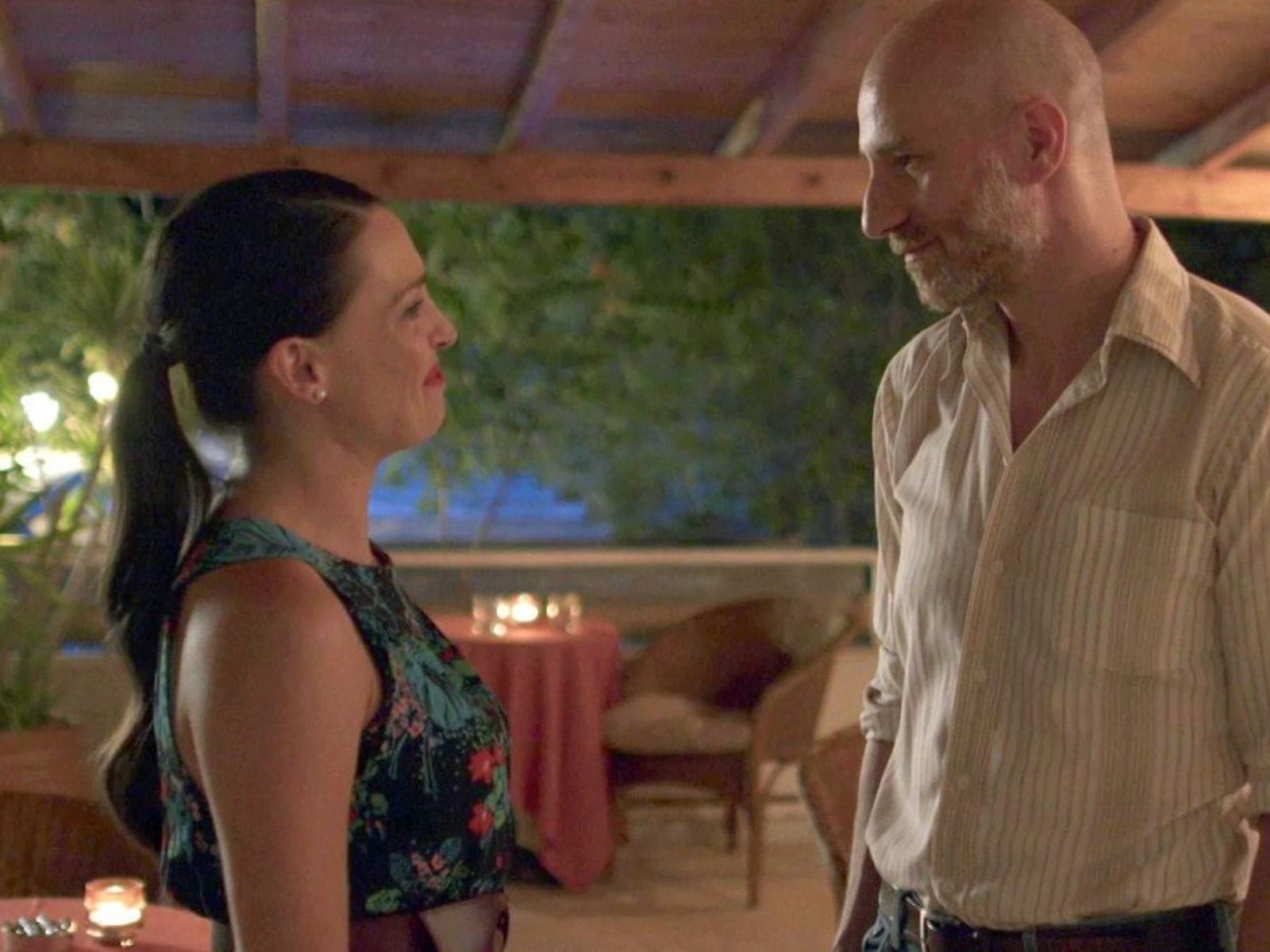 Η Παραλία : Η Μαίρη σε άσχημη κατάσταση καταφεύγει στον Γράντο