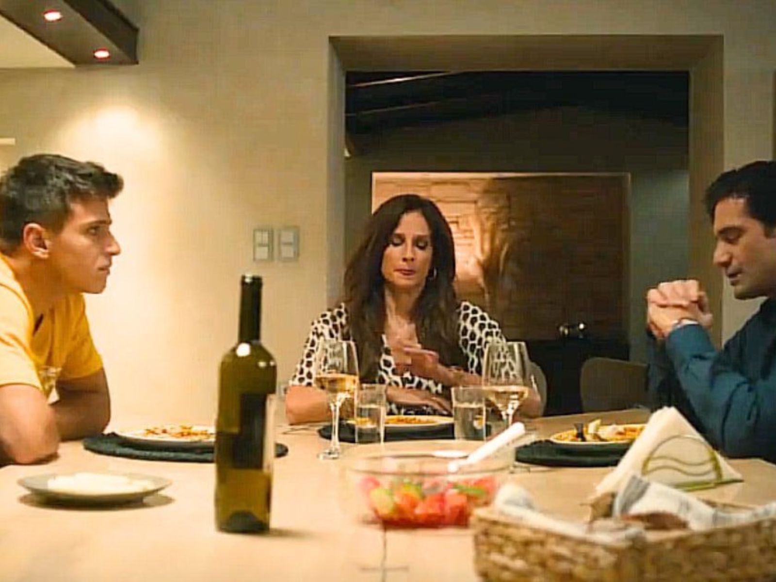 O Τιμωρός – Ο Αλέξης λέει αλήθειες που σοκάρουν- Δεν είμαι ο πραγματικός σου πατέρας