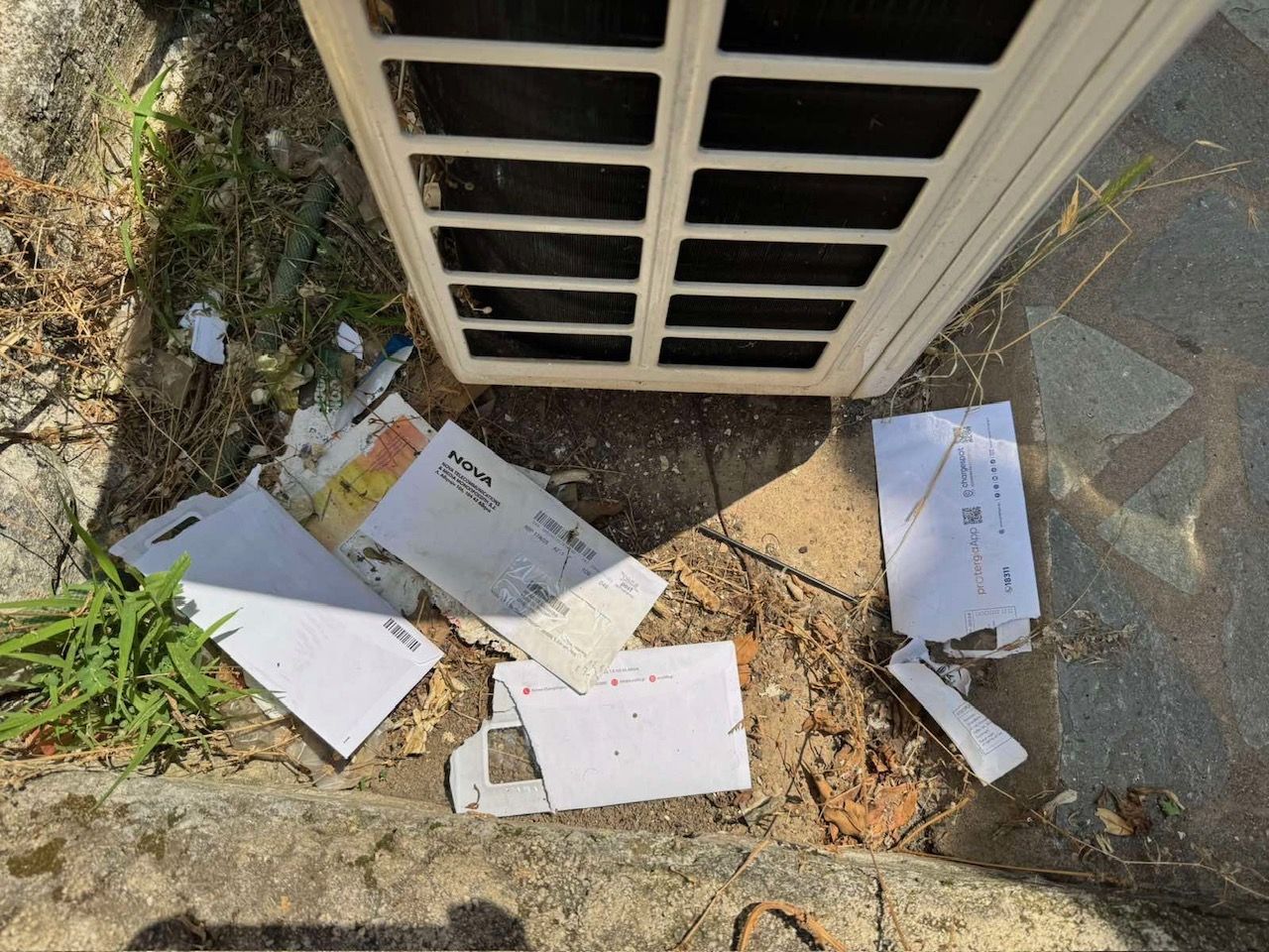 Απίστευτη φρίκη στο Αγρίνιο: 55χρονος απεβίωσε αβοήθητος & ο σκύλος τρεφόταν από το πτώμα του