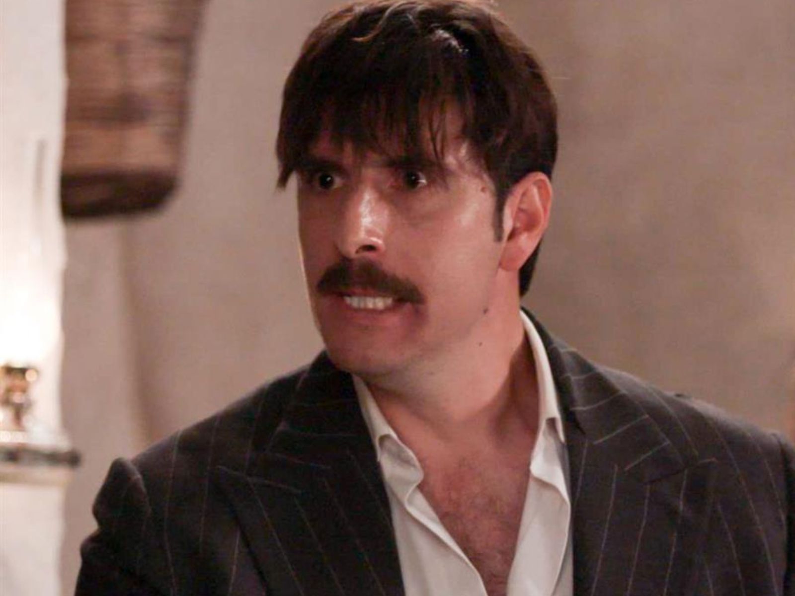 Grand Hotel: Όλη η οικογένεια Γαζή όμηρη του Ρήγα- Βγάζει το χειρότερο του εαυτό