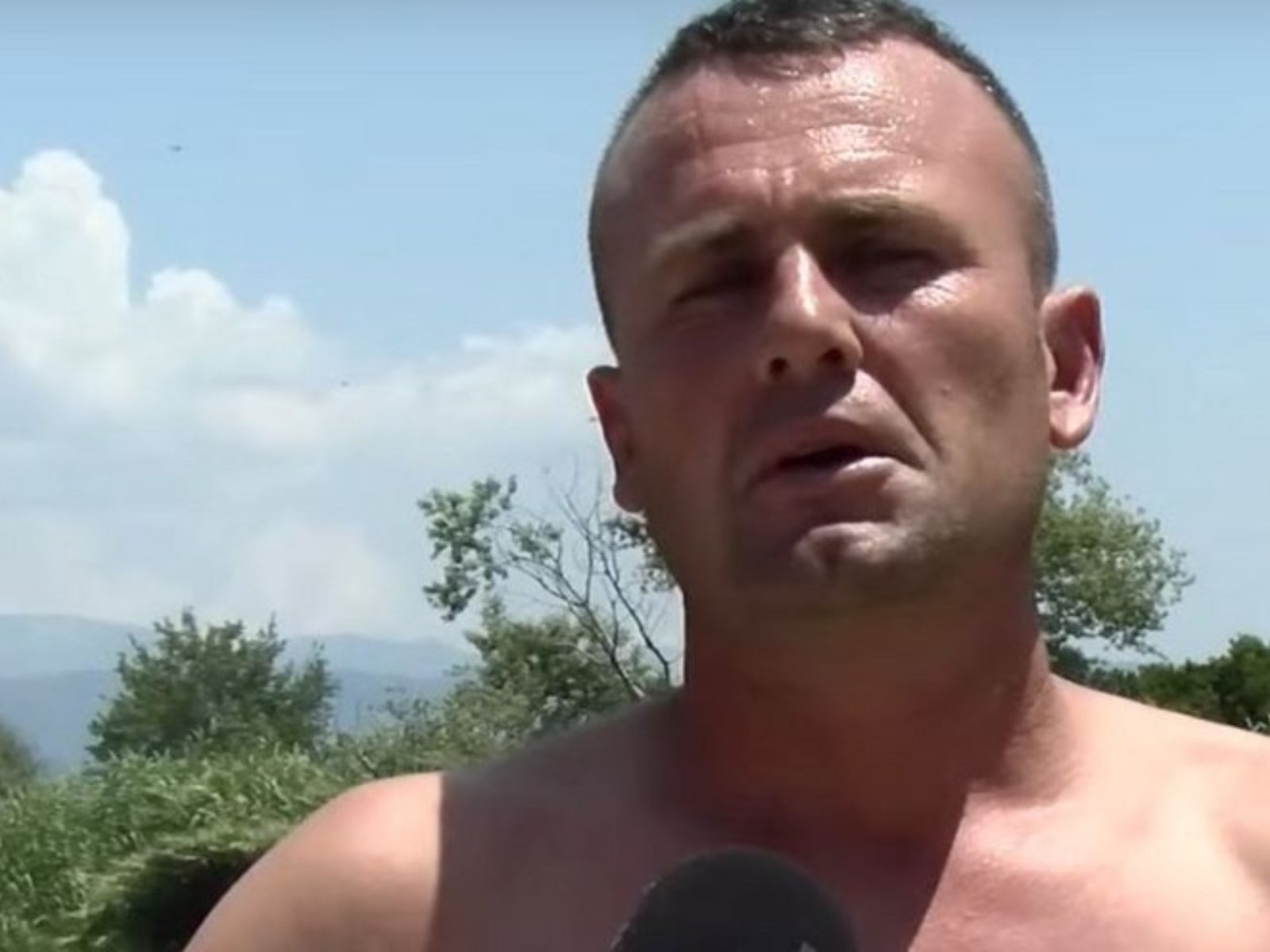 Άραχθος: «Θα τα κάνω τατουάζ για να τα έχω πάντα στη καρδιά μου. Με πήρε και ο Υπουργός Υγείας» λέει ο άντρας που ανέσυρε τα παιδιά από το ποτάμι