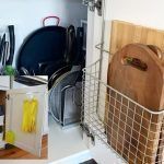 Μικρή κουζίνα με λίγα ντουλάπια – Συμβουλές για σωστή οργάνωση χωρίς ανακαίνιση