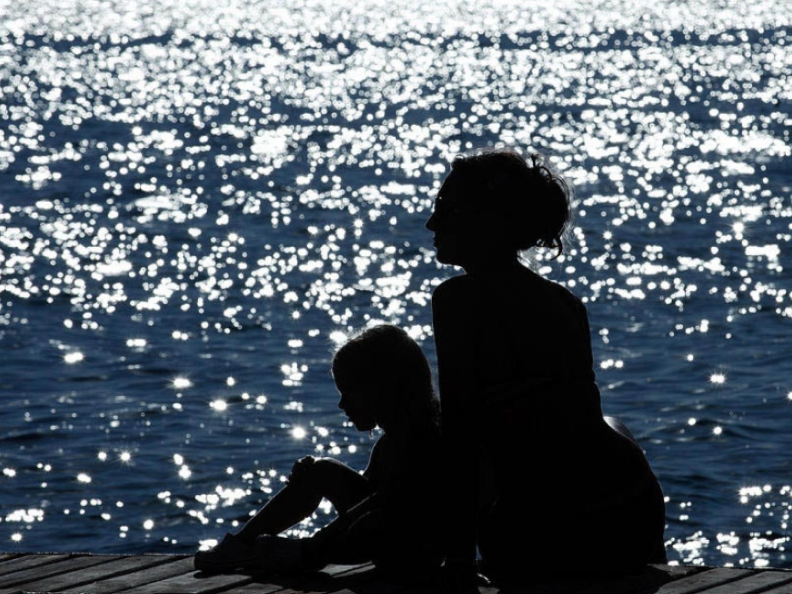 Η δύναμη της μαμάς: Πώς αντέχει πάντα ακόμα κι όταν δεν το δείχνει