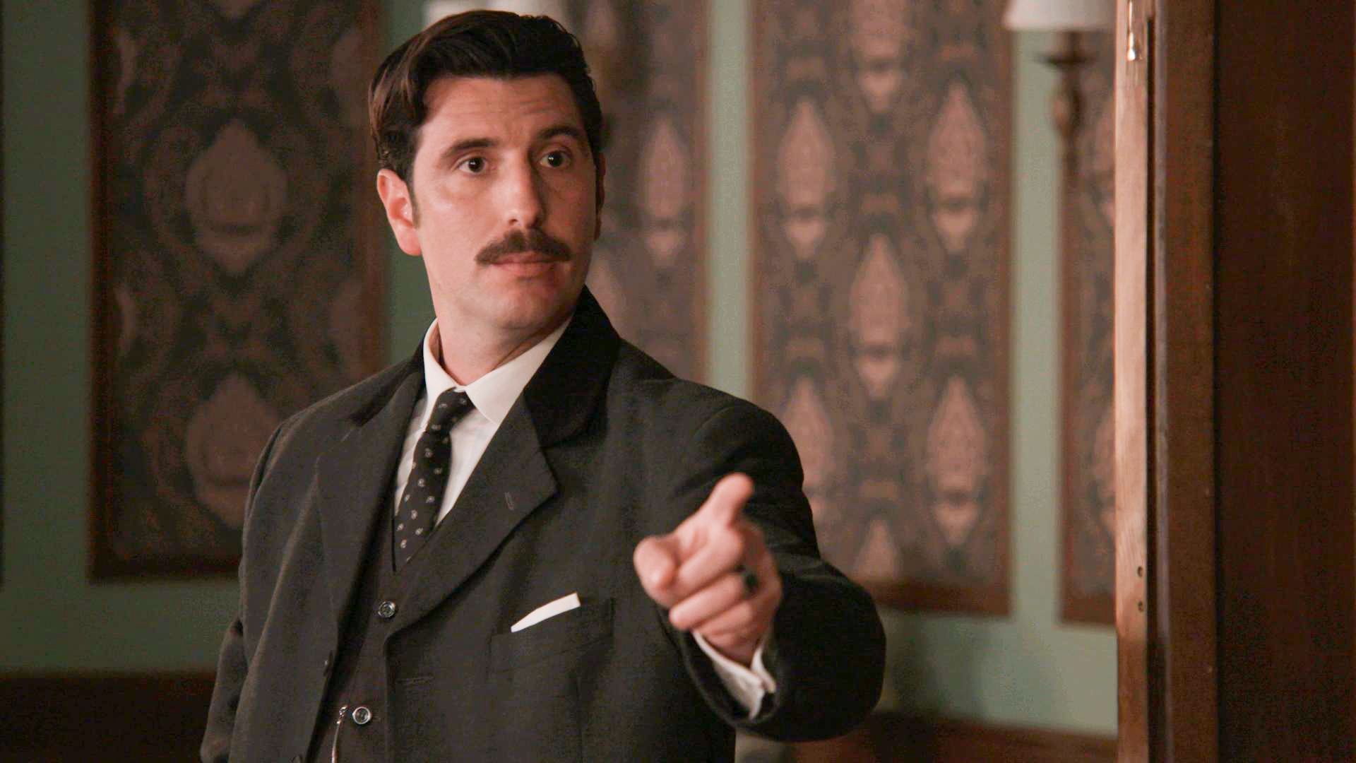 Grand Hotel : Η καλοκαιρινή γιορτή βάφεται με αίμα