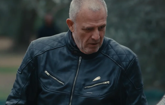 Η Γη της Ελιάς : O Στάθης κοντά στη κόρη του ξανά – Ολοι έχουμε μερίδιο ευθύνης, εγώ αναλαμβάνω το δικό μου