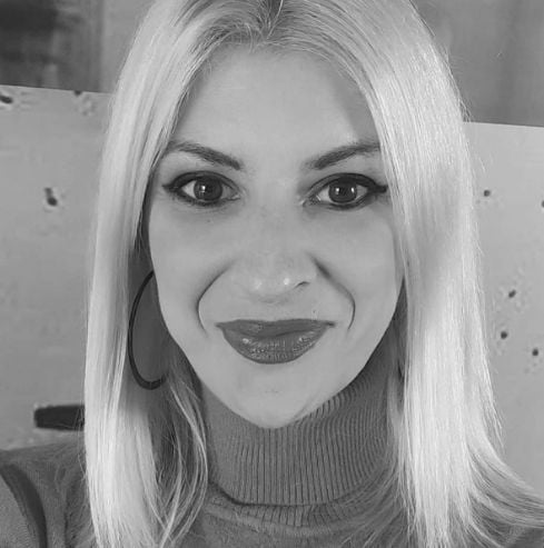 Έφη Μπαξεβάνη