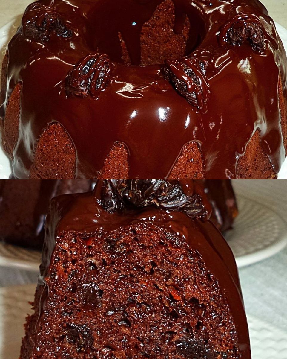 Ζουμερό σοκολατένιο κέικ με δαμάσκηνα