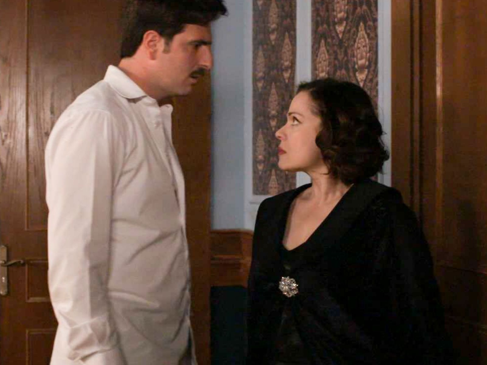 Grand Hotel Επόμενα επεισόδια: 149, 150, 151, 152