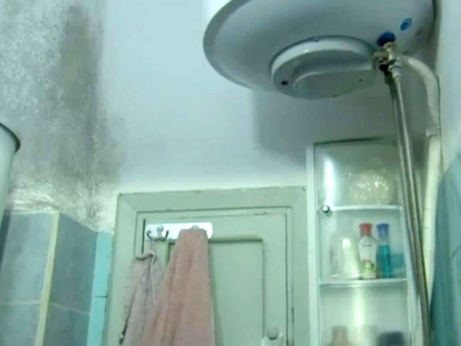 Ηλεκτρολόγος προειδοποιεί- “Μη κάνετε ποτέ μπάνιο με αναμμένο θερμοσίφωνα”