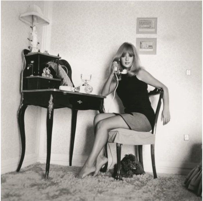 Το σπίτι της Αλίκης Βουγιουκάκη στη Στησιχόρου πωλείται ξανά – Το δωμάτιό της παραμένει ίδιο 29 χρόνια μετά