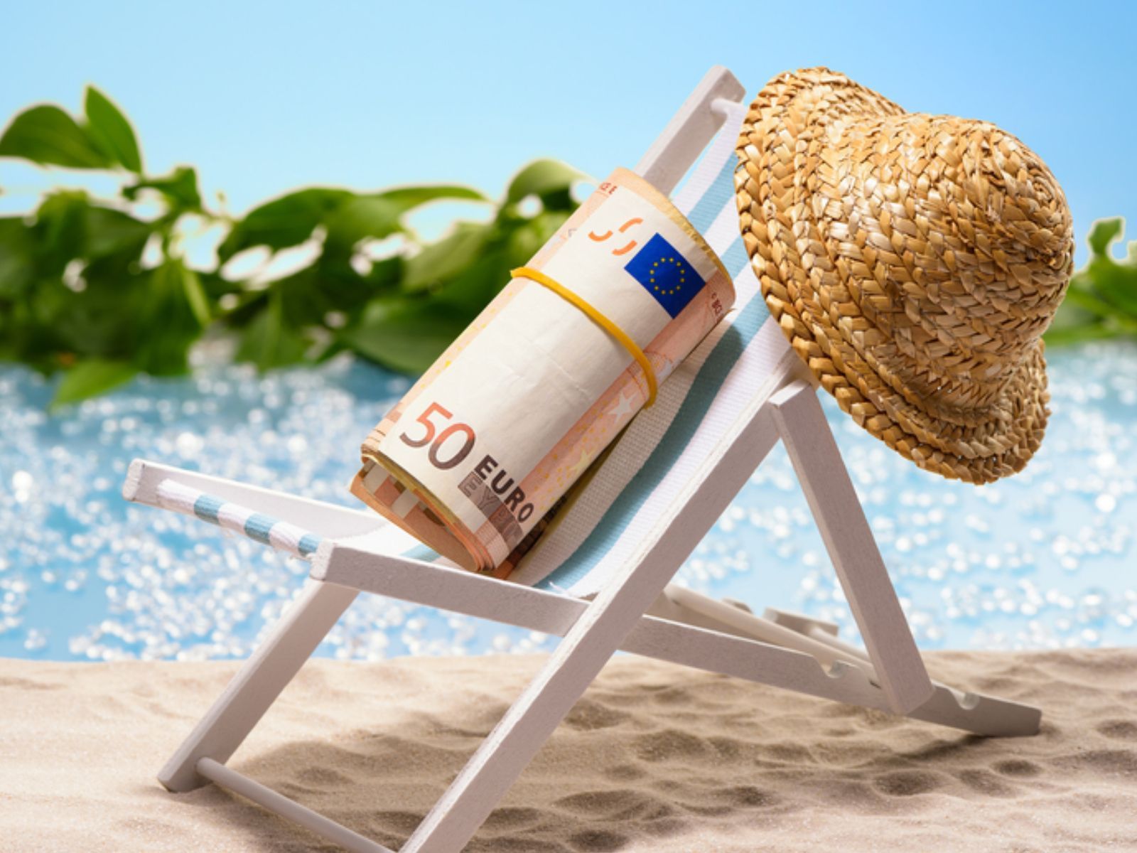 Επίδομα αδείας 2025: Πότε καταβάλλεται και πως θα υπολογίσετε πόσα χρήματα θα πάρετε