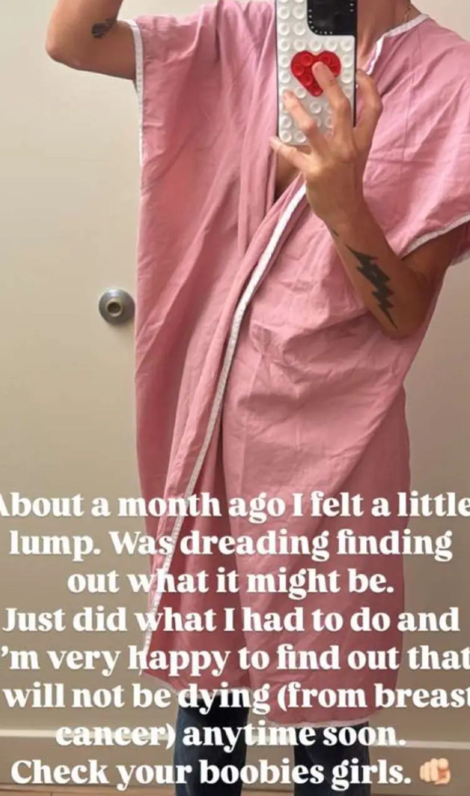 Σοφία Καρβέλα: Η Συγκλονιστική της ανάρτηση «Ένιωσα έναν μικρό όγκο στο στήθος πριν από περίπου έναν μήνα»