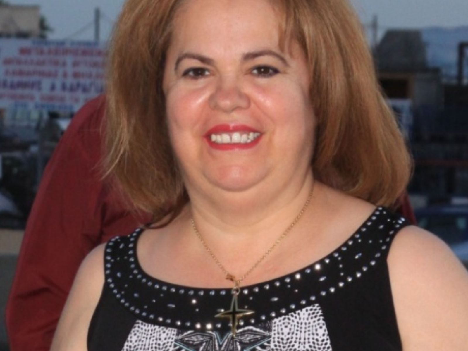 Η σπάνια φωτογραφία της Έφης Θώδη από τις αρχές της καριέρας της το 1985 – Δε θα την γνωρίσετε