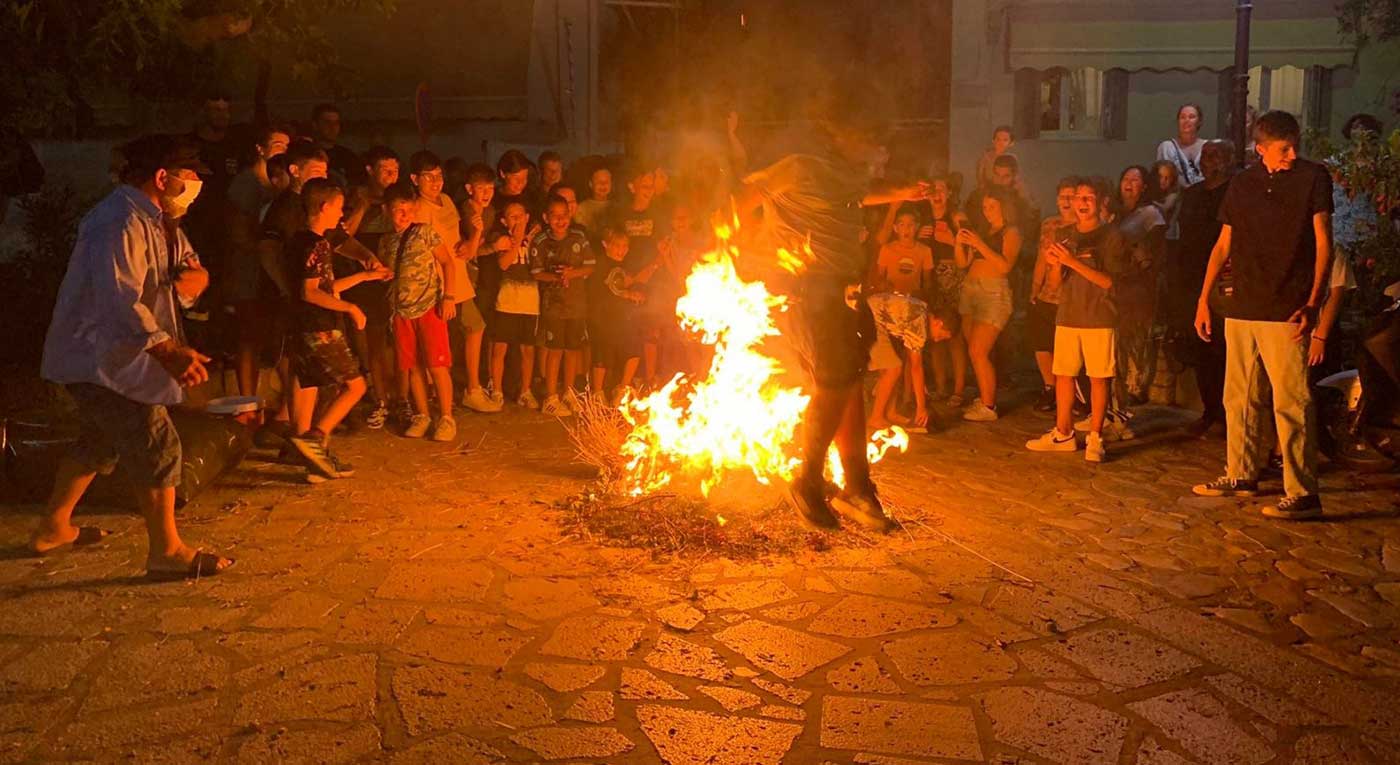 Το έθιμο του Κλήδονα