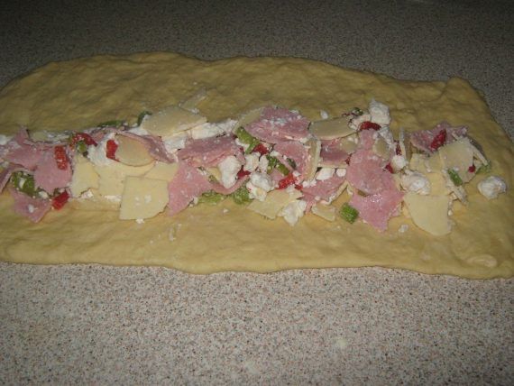 Γεμιστές φραντζόλες με ζαμπόν τυριά και πιπεριές