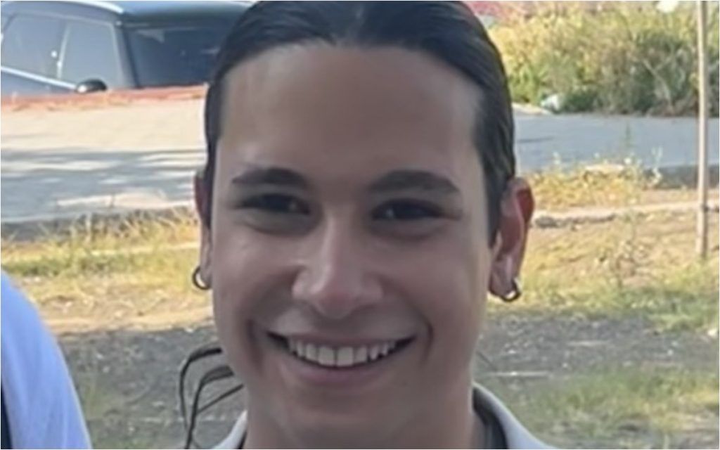 Ο Αλέξανδρός δίνει μαθήματα ζωής : Εργαζόταν πήγε στο Εσπερινό ΕΠΑΛ έδωσε Πανελλήνιες & αρίστευσε