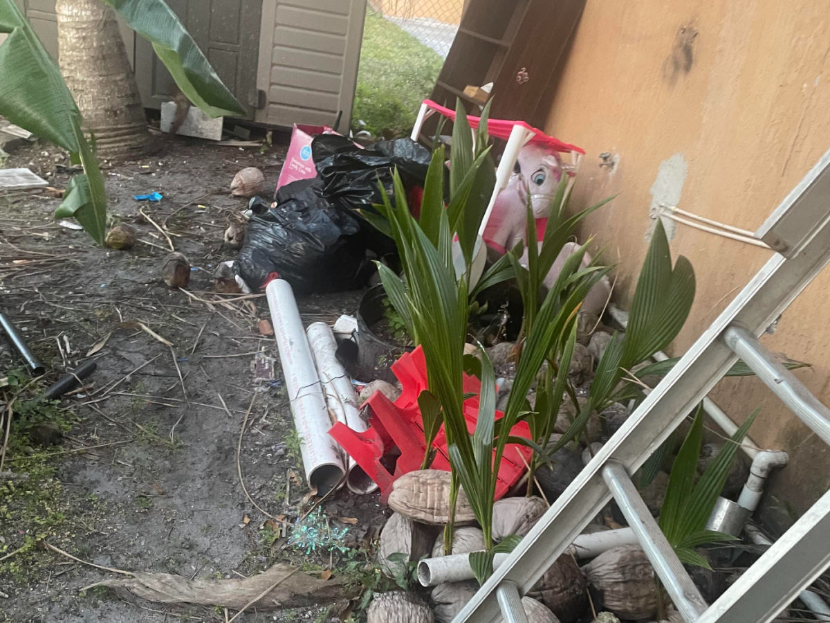 Καθαριότητα στο εξοχικό: Από πού να ξεκινήσεις όταν έχει μήνες να πατήσει άνθρωπος