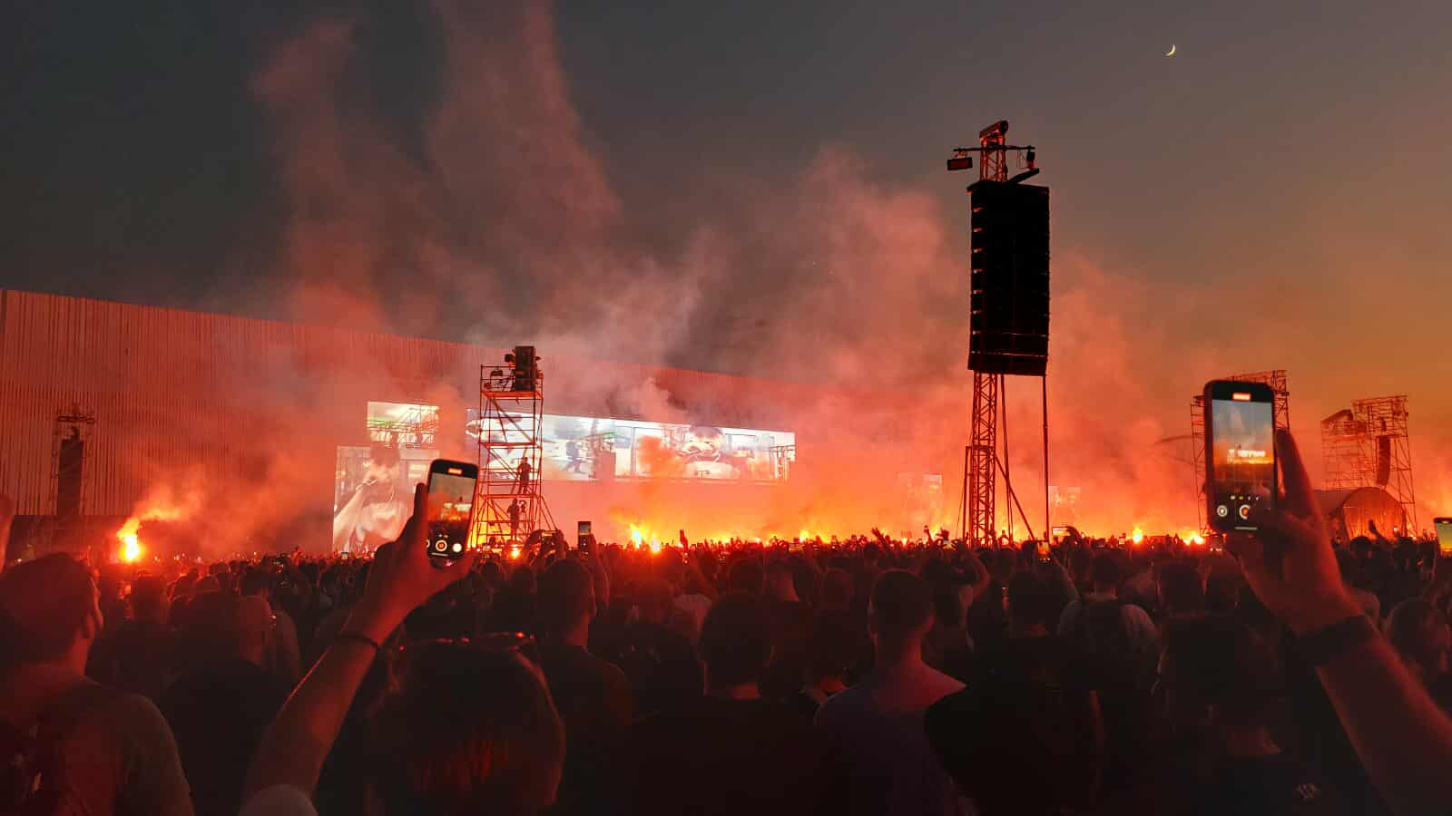 Λεξ και Χαρούλα Αλεξίου έβαλαν «φωτιά» στο ΟΑΚΑ- video