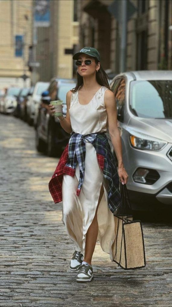 Ντύσιμο Ιουλίου 2025: 16+1 ιδέες για Summer Street Style εμφανίσεις