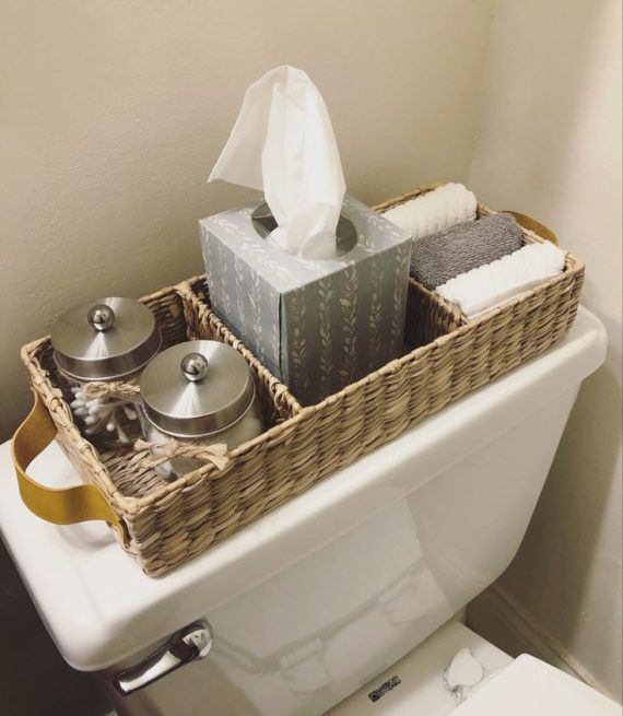 Οργάνωσε τα σαμπουάν και το χαρτί υγείας στο μπάνιο χωρίς να τρυπήσεις το πλακάκι με οικονομικούς τρόπους