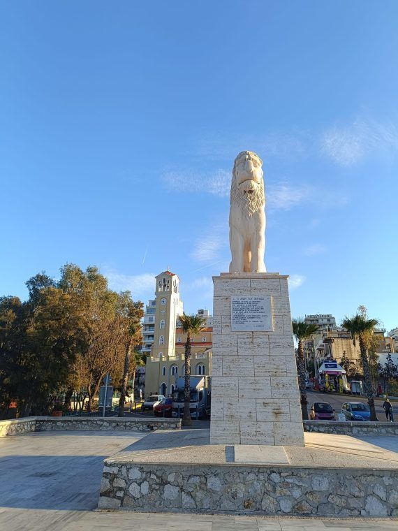 Porto Leone: Η ιστορία πίσω από το γλυπτό του Λέοντος που ενέπνευσε τη νέα σειρά του ALPHA