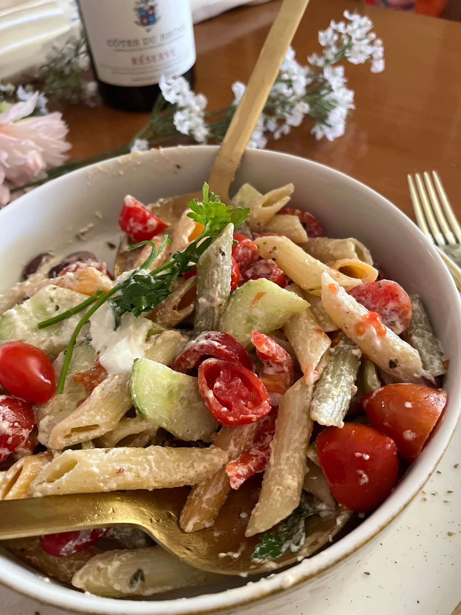 15 συνταγές για δροσιστικές μακαρονοσαλάτες ψυγείου τις ημέρες του καύσωνα (αν βρεις καλυτερο πες μου