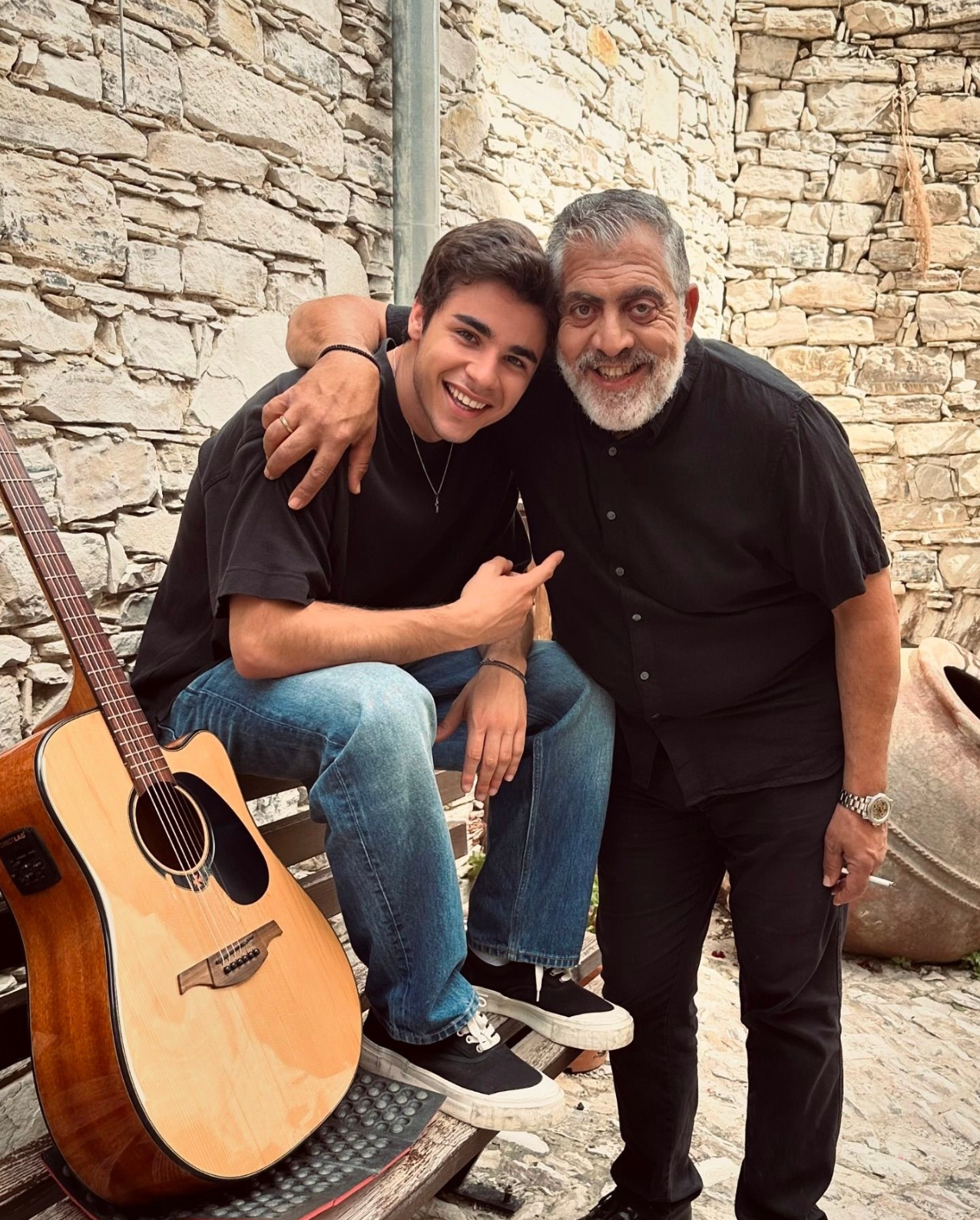 Ο 11χρονος θαυμαστής του Κούλλη Νικολάου που έγινε συμπρωταγωνιστής του στη Γη της Ελιάς