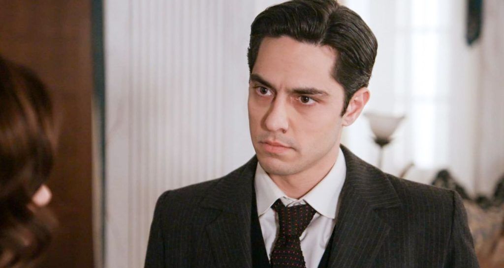 Grand Hotel: Ο Νικόλας δίνει τις μετοχές του στην Ελένη και την κάνει κυρία του ξενοδοχείου