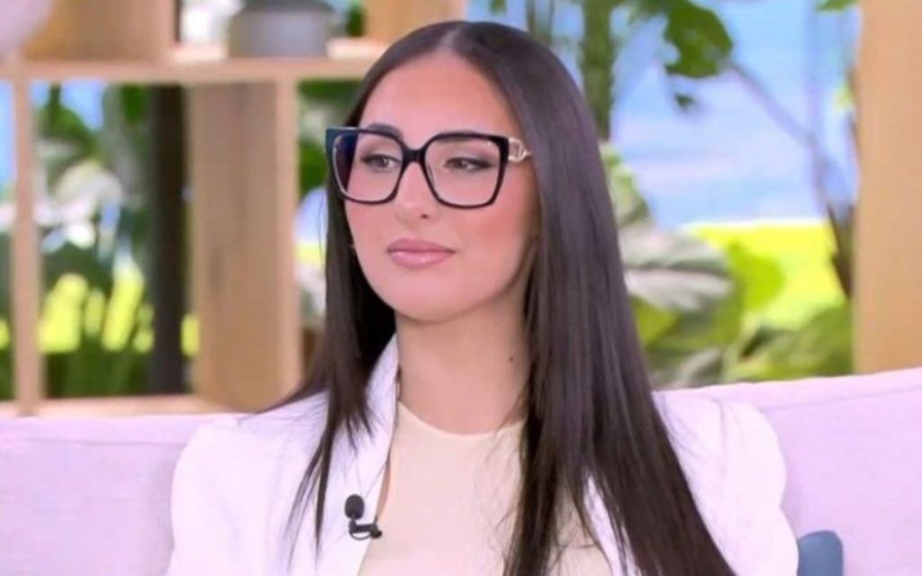 Klavdia: Η περιπέτεια της τραγουδίστριας στο Παρίσι - Τί συνέβη;