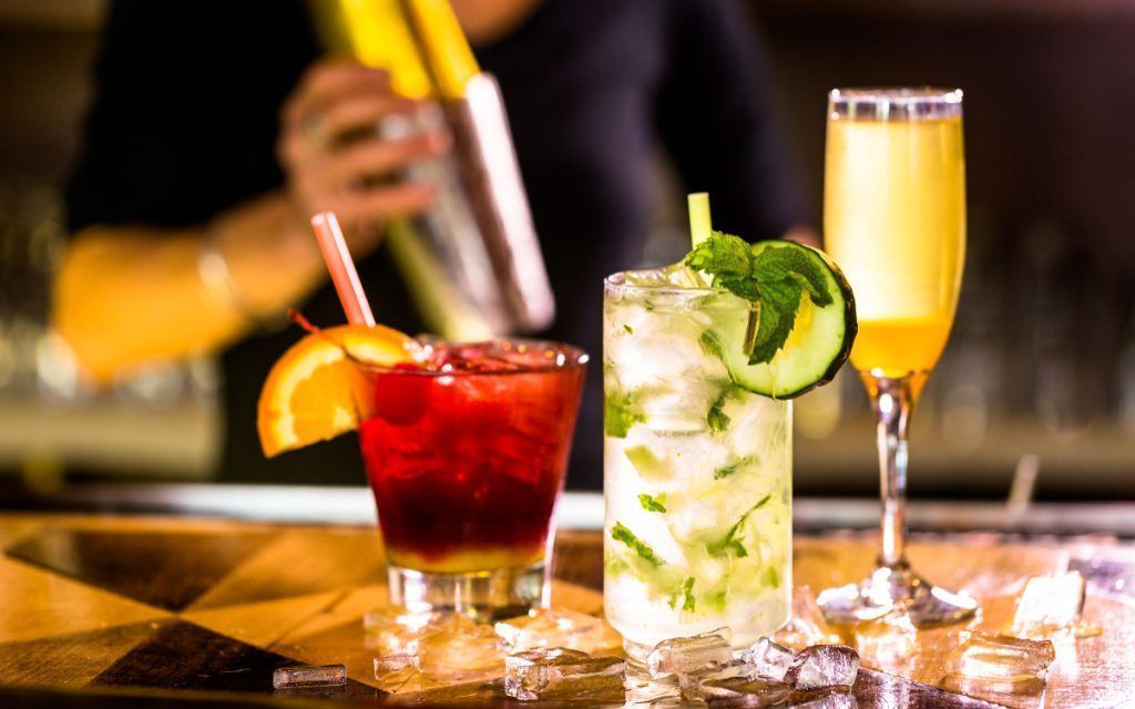 Η ΑΑΔΕ ανακαλεί σειρά αλκοολούχων ποτών - Η λίστα