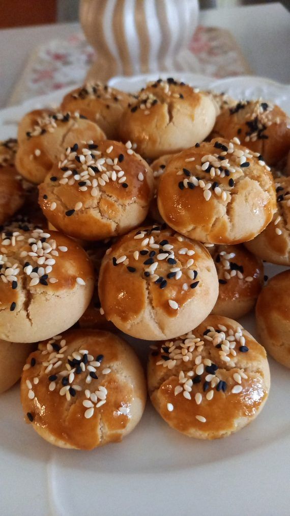 Αφράτα μπατόν σαλέ με σουσάμι