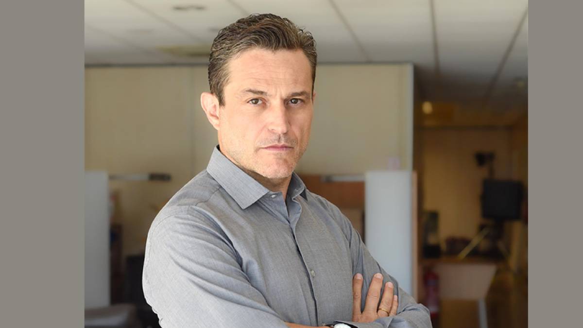 Άγιος Έρωτας: Η Χριστίνα ξεπερνά το Παύλο και γίνεται ζευγάρι με τον Ηλία