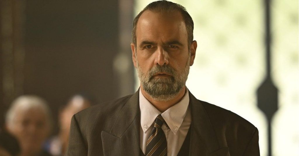 Άγιος Έρωτας: Ο Μαρκόπουλος βιάζει και σκοτώνει τις δύο αδερφές