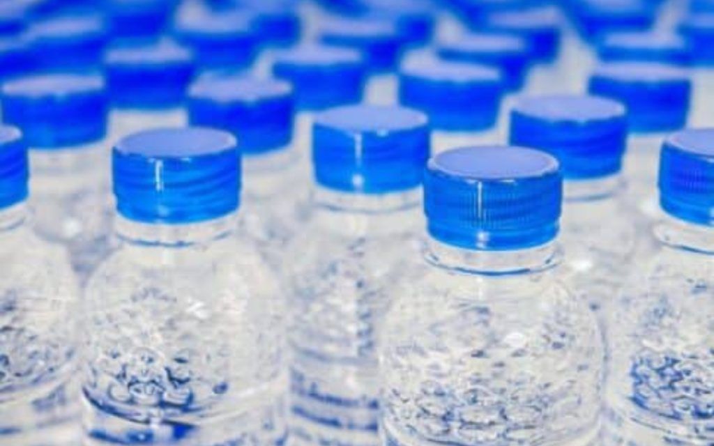 Ανακαλείται πασίγνωστο νερό που πωλείται σε μεγάλα σούπερμαρκετ- Εντοπίστηκε το βακτήριο Ψευδομονάδας