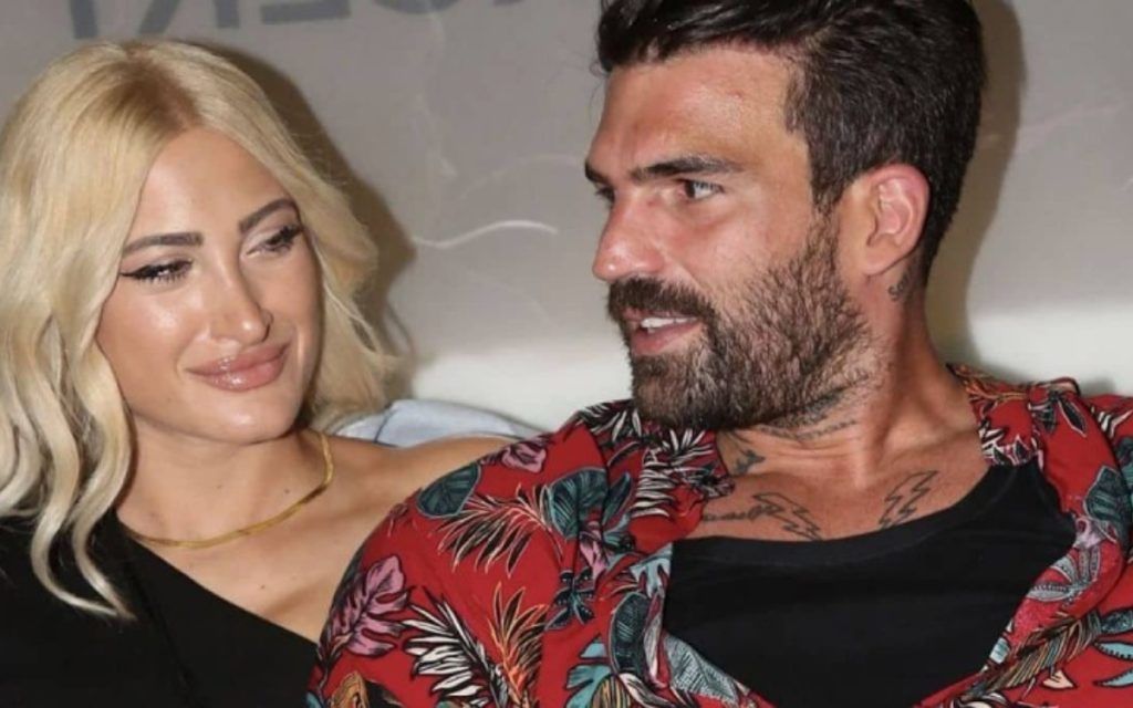 Δημήτρης Αλεξάνδρου: Η τρυφερή στιγμή που κάνει βιντεοκλήση στην Ιώαννα Τούνη- «Φάτσα μου» λέει γεμάτος συγκίνηση