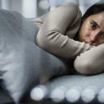 Είμαι ερωτευμένη με άλλον αλλά δεν θέλω να χωρίσω για να μη μείνω στους 5 δρόμους