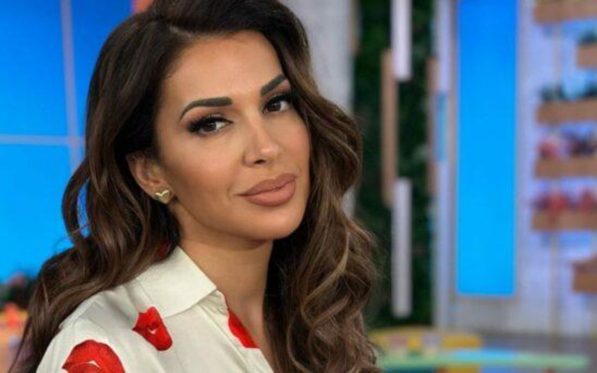 Ελένη Χατζίδου: Επέστρεψε στο πλατό του Breakfast@Star φανερά αδύναμη - "Ανά πάσα στιγμή μπορεί να ξαναφύγω"