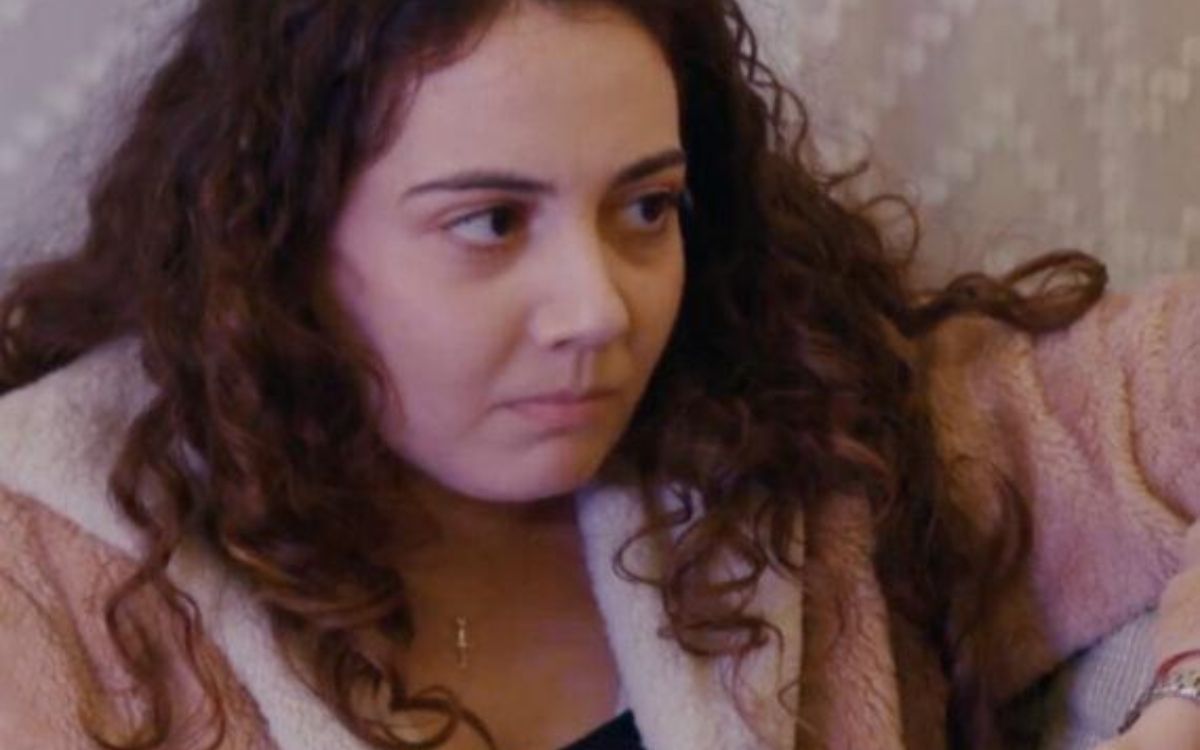 Η Γη της Ελιάς - 5ος Κύκλος: Η Άννα παθαίνει νευρικό κλονισμό