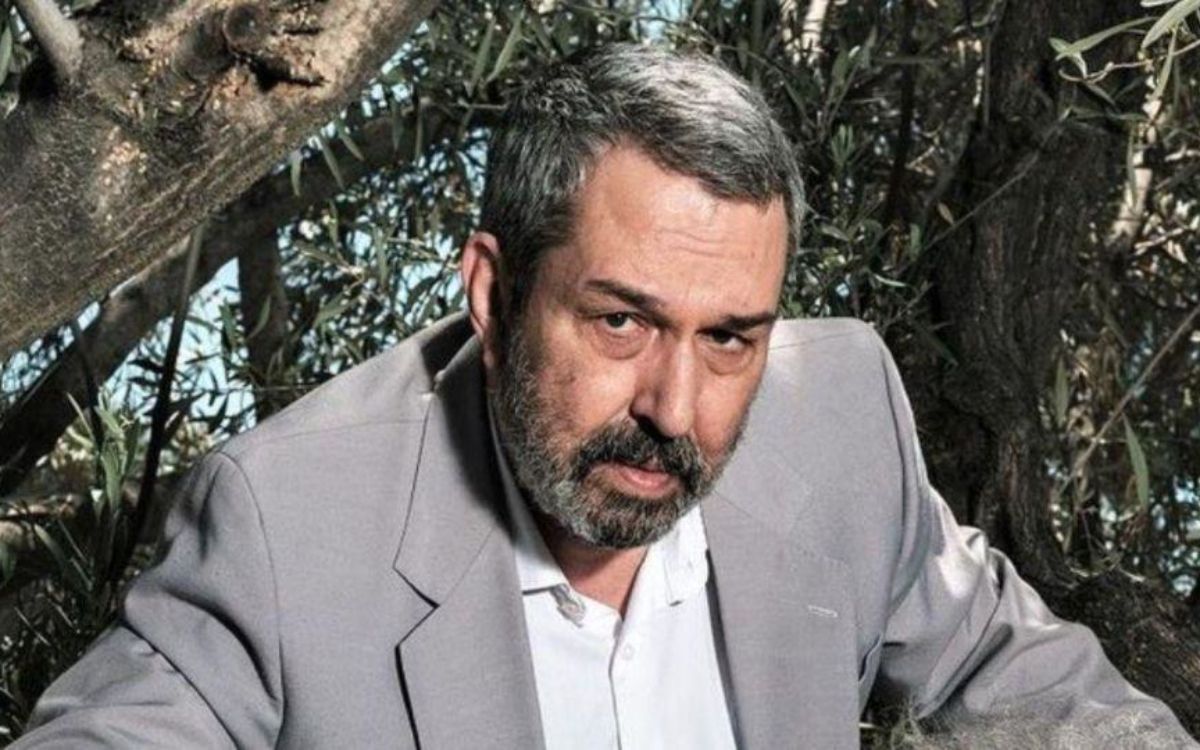 Η-Γη-της-Ελιάς-Σήφης- Η-Γη-της-Ελιάς-Σήφης-