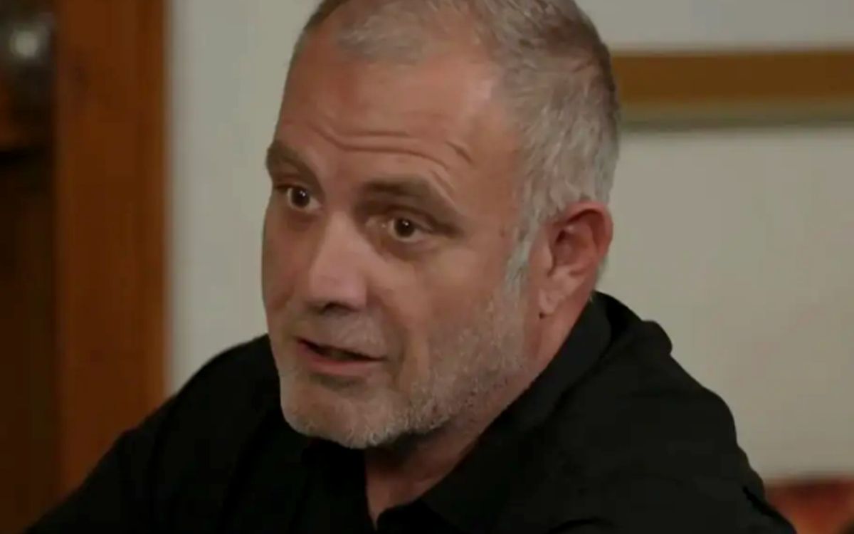 Η-Γη-της-Ελιάς-Στάθης- Η-Γη-της-Ελιάς-Στάθης-