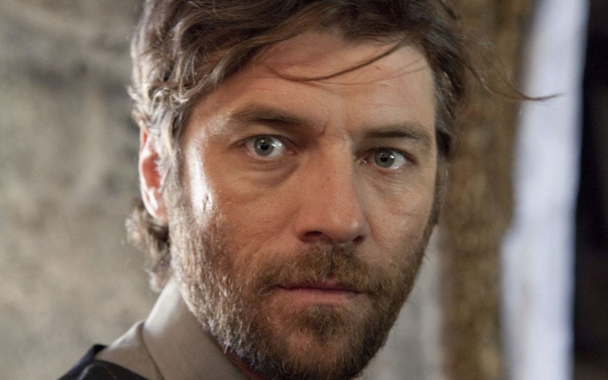 Grand Hotel: O σκοτεινός αρχηγός της μαφίας με τα μαύρα μυστικά