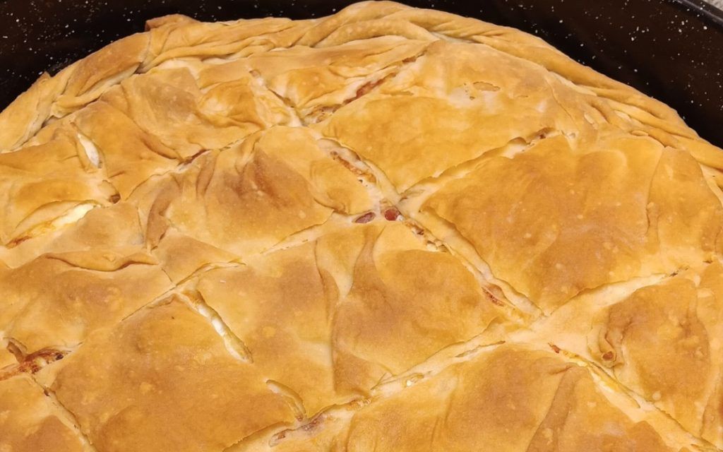 Κοτόπιτα με χειροποίητο φύλλο για το κολατσιό