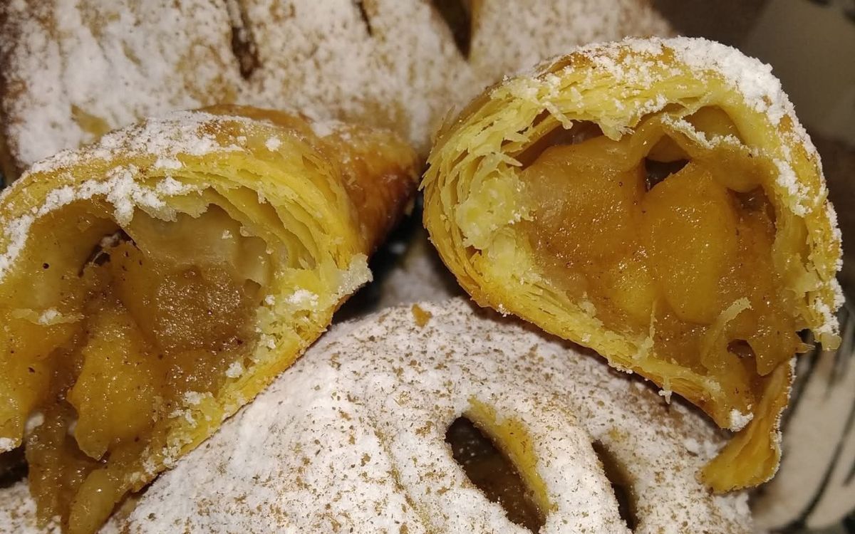 Φθινοπωρινά μηλοπιτάκια με σφολιάτα