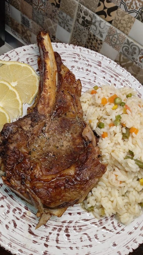 μοσχαρίσια μπριζόλα-με-ρύζι-λαχανικών-συνταγή- μοσχαρίσια μπριζόλα-με-ρύζι-λαχανικών-συνταγή-