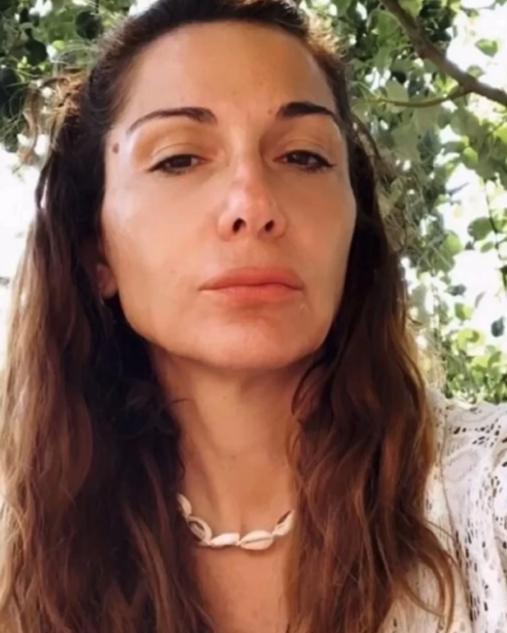 Οι πιο εντυπωσιακές εμφανίσεις Ελληνίδων celebrities χωρίς μακιγιάζ – Φωτογραφίες που έγιναν viral