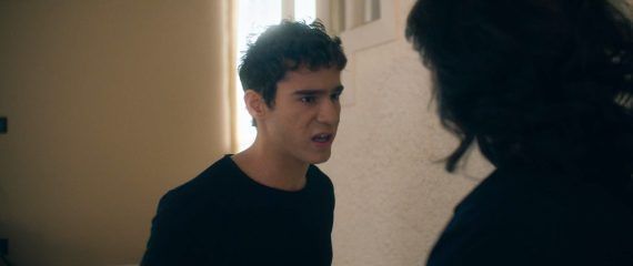 Παιχνίδια Εκδίκησης: Ο Κωστής αποφασίζει να φύγει με τον Άγη στον εξωτερικό