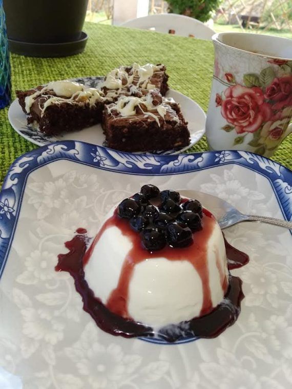 πανακότα-με-γλυκό του κουταλιού-βύσσινο-συνταγή-